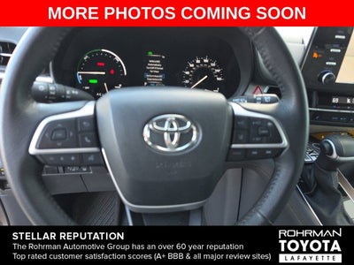 2024 Toyota Sienna XLE 8 Passenger