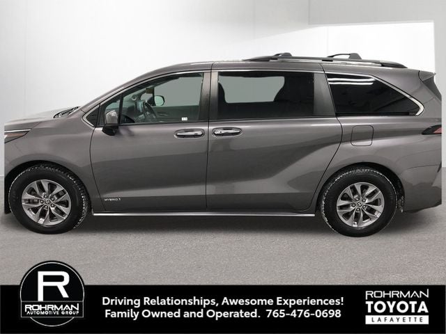 2021 Toyota SIENNA XLE XLE