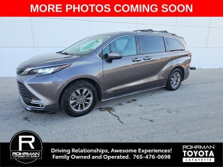 2021 Toyota SIENNA XLE XLE