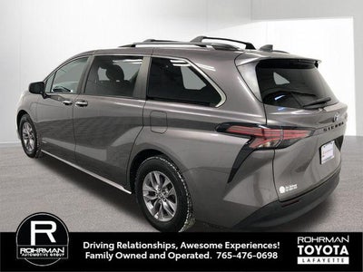 2021 Toyota SIENNA XLE XLE