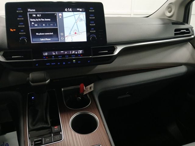 2024 Toyota SIENNA XLE AWD XLE 7 Passenger