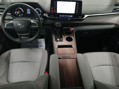 2024 Toyota SIENNA XLE AWD XLE 7 Passenger