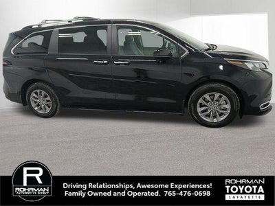 2024 Toyota SIENNA XLE AWD XLE 7 Passenger