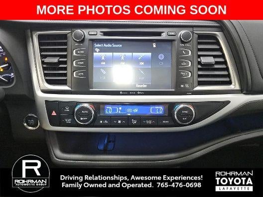 2019 Toyota Highlander SE