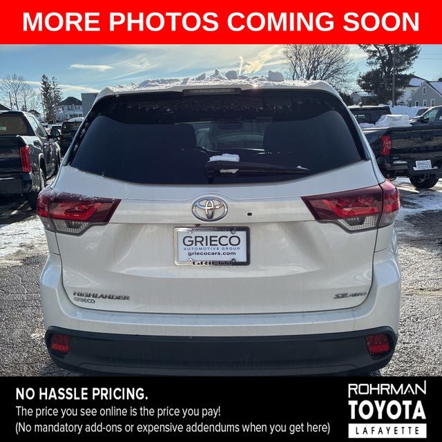 2019 Toyota HIGHLANDER SE