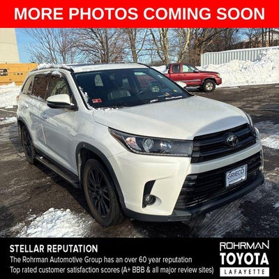 2019 Toyota HIGHLANDER SE