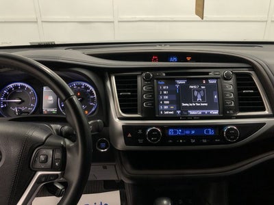 2019 Toyota HIGHLANDER XLE