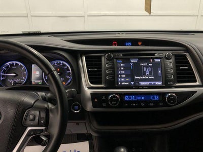2019 Toyota HIGHLANDER XLE