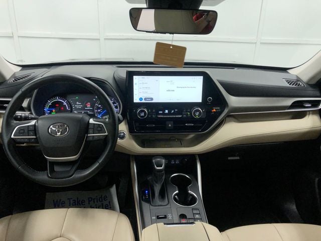 2023 Toyota Highlander Hybrid XLE