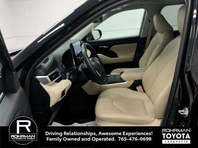 2023 Toyota Highlander Hybrid XLE
