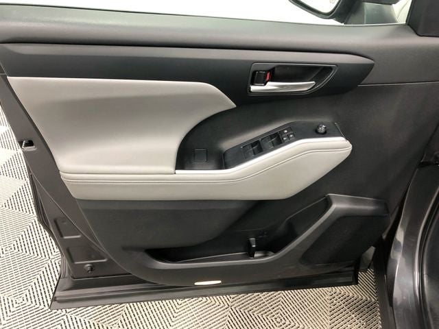 2024 Toyota Highlander Hybrid XLE