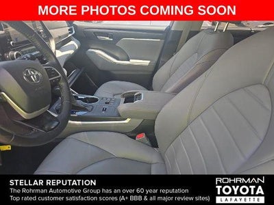 2024 Toyota Highlander Hybrid XLE