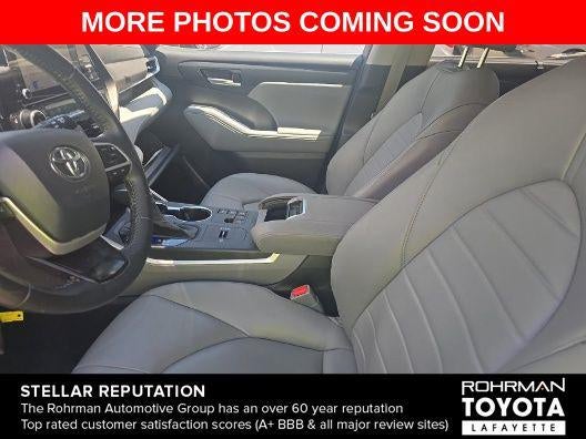 2024 Toyota Highlander Hybrid XLE