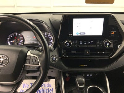 2023 Toyota HIGHLANDER XLE