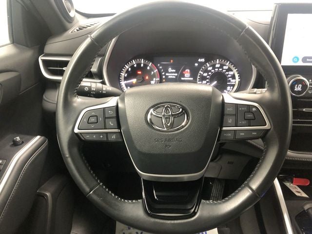 2023 Toyota Highlander XSE - Photo 16