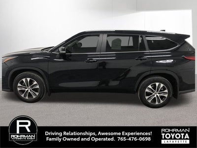 2023 Toyota HIGHLANDER XLE