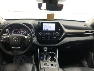 2023 Toyota HIGHLANDER XLE
