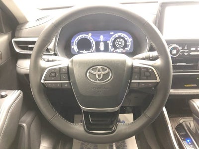 2023 Toyota Highlander Platinum