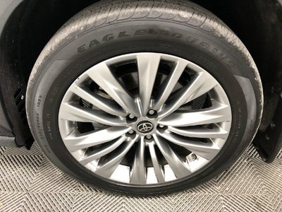 2023 Toyota Highlander Platinum