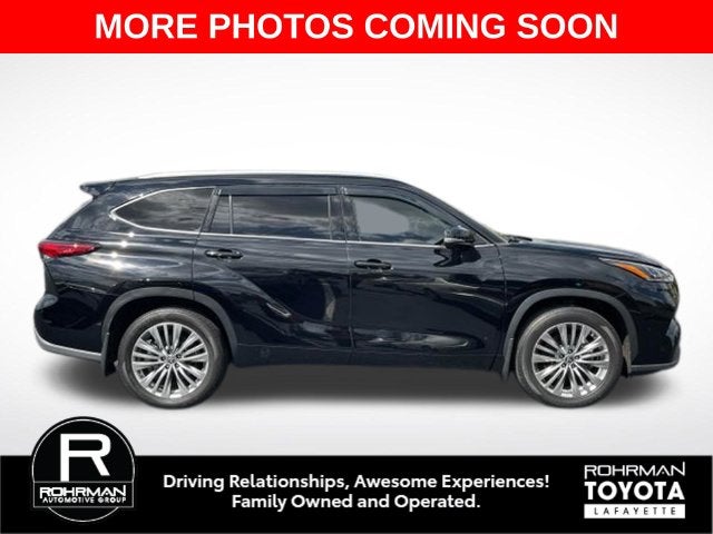 2023 Toyota Highlander Platinum