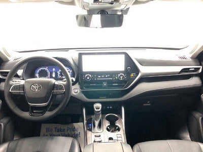 2023 Toyota Highlander Platinum