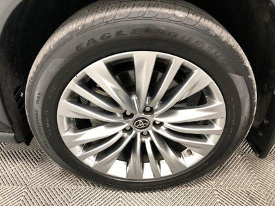 2023 Toyota Highlander Platinum