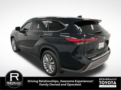2023 Toyota Highlander Platinum
