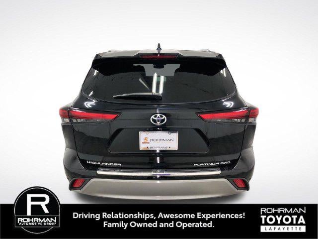2023 Toyota Highlander Platinum