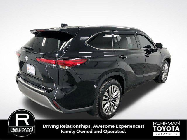 2023 Toyota Highlander Platinum