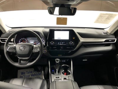 2024 Toyota HIGHLANDER XLE