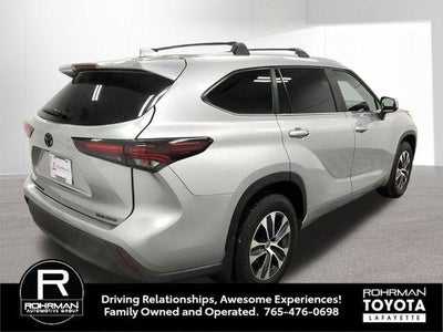 2024 Toyota HIGHLANDER XLE