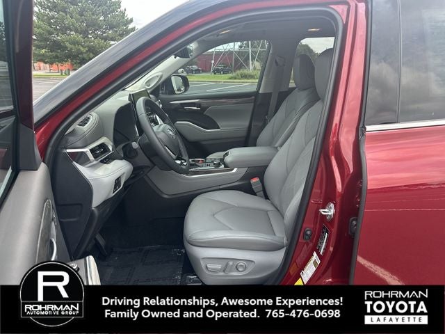 2026 Toyota Highlander Platinum