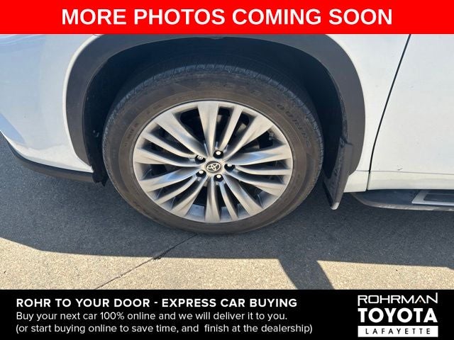 2025 Toyota Highlander Platinum