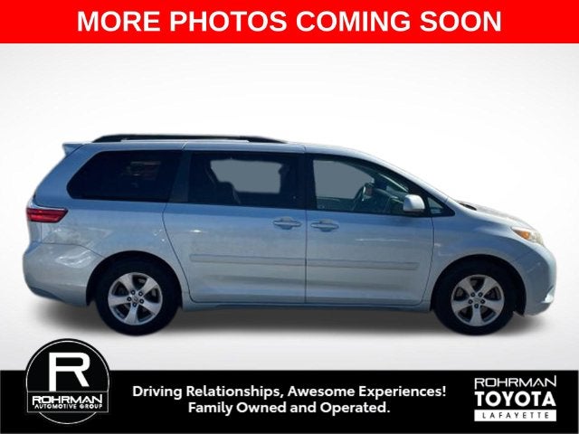 2015 Toyota Sienna LE 8 Passenger
