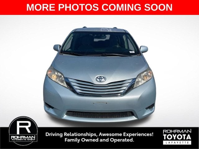 2015 Toyota Sienna LE 8 Passenger