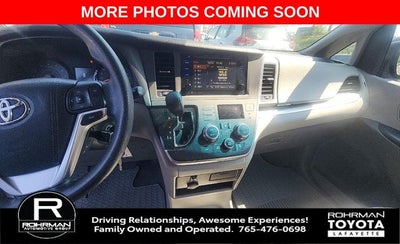 2016 Toyota Sienna LE 8 Passenger