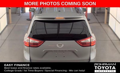 2016 Toyota Sienna LE 8 Passenger
