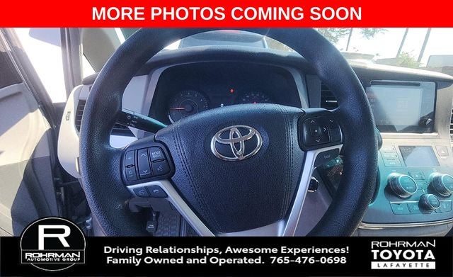 2016 Toyota Sienna LE 8 Passenger