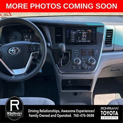 2017 Toyota Sienna LE 8 Passenger