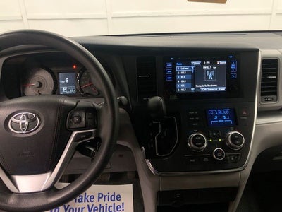 2017 Toyota Sienna LE 8 Passenger