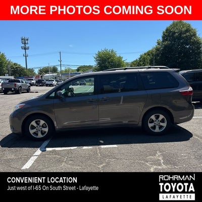 2017 Toyota Sienna LE 8 Passenger