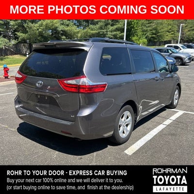 2017 Toyota Sienna LE 8 Passenger