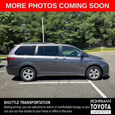 2017 Toyota Sienna LE 8 Passenger