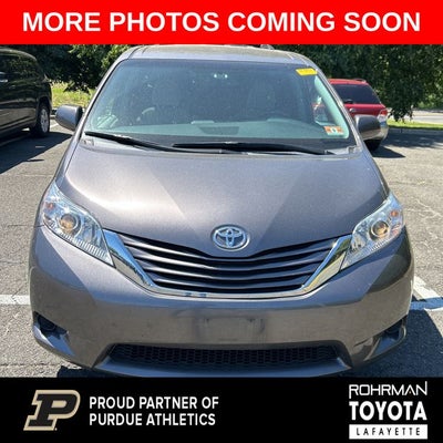 2017 Toyota Sienna LE 8 Passenger