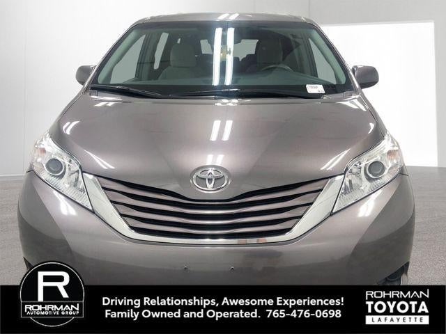 2017 Toyota Sienna LE 8 Passenger