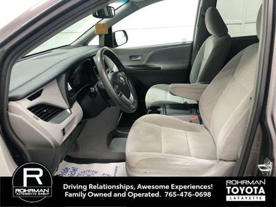 2017 Toyota Sienna LE 8 Passenger