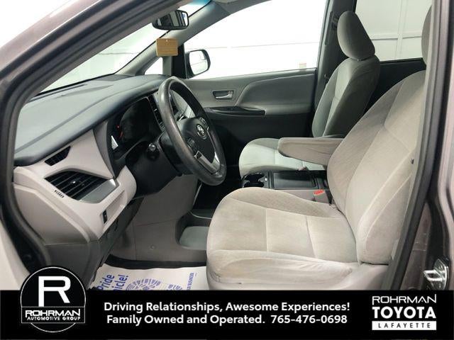 2017 Toyota Sienna LE 8 Passenger