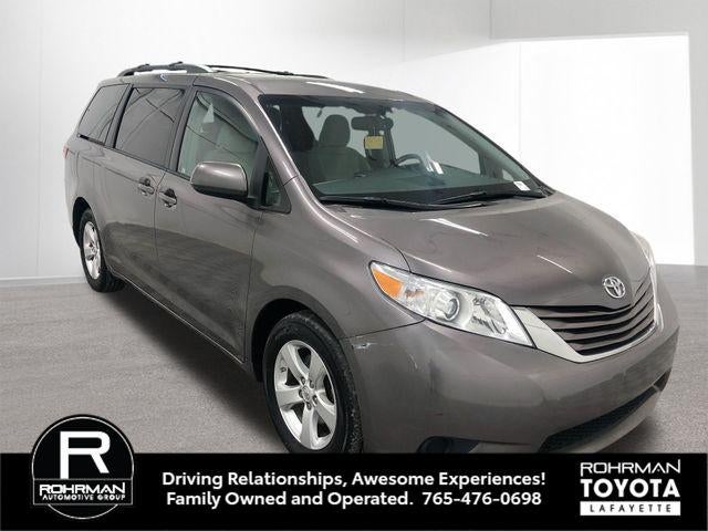 2017 Toyota Sienna LE 8 Passenger