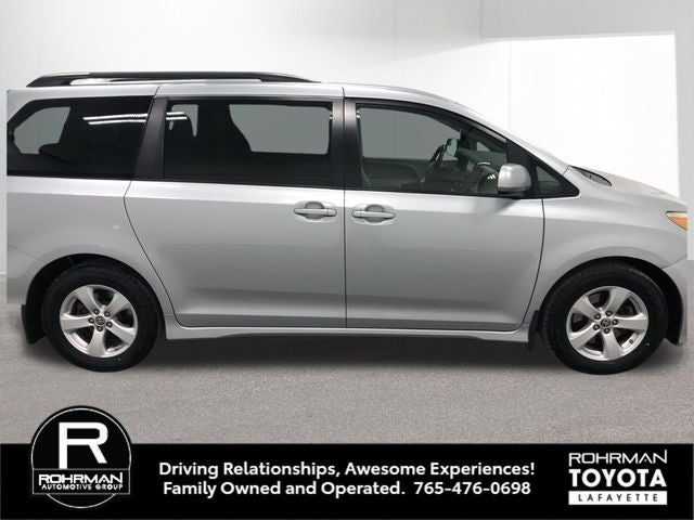 2020 Toyota SIENNA LE 3.5L LE 8 Passenger