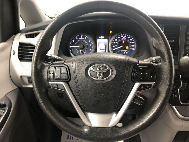 2020 Toyota SIENNA LE 3.5L LE 8 Passenger
